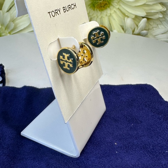 TORY BURCH CRYSTAL REVERSIBLE (DOUBLE SIDED) EARRINGS GREEN/GOLD. NEW - Picture 3 of 5